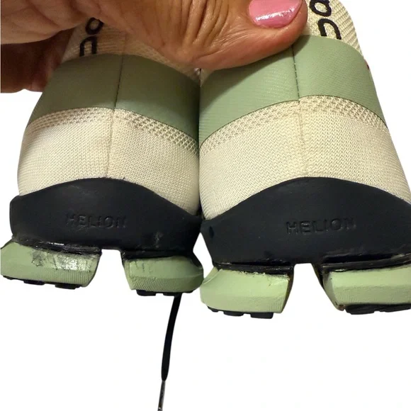 ON Men CLOUDFLASH 2 Sneakers, White/Black/Green - Picture 6 of 13